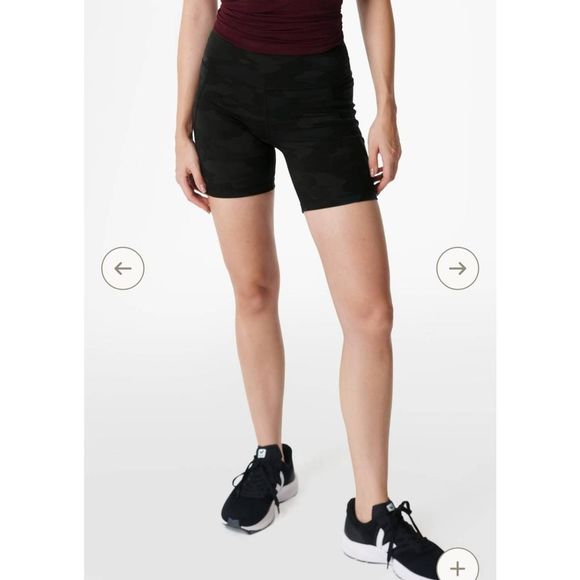 Sweaty Betty Pants - Sweaty Betty Women's Power Bike Shorts Black Camo sz M
